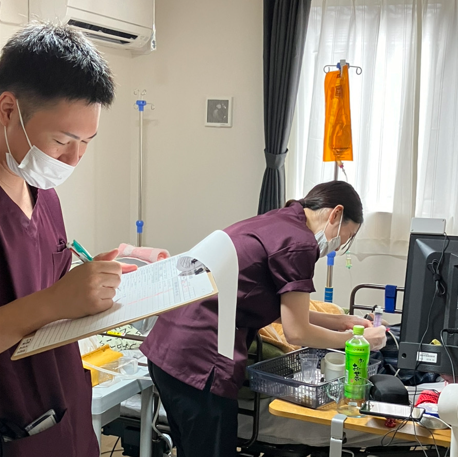 私たちは、末期ガンのようなターミナルではなく、生きる、生き続けることに価値を置き、寄り添っていきたいと考えています。